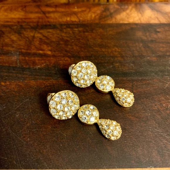 Vintage Christian Dior Gold Tone Clip On Hollywood Regency Rhinestones - Picture 3 of 7